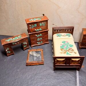 Vintage Renwal Dollhouse Floral Stenciled Bedroom Furniture 7 PC Set Plastic USA